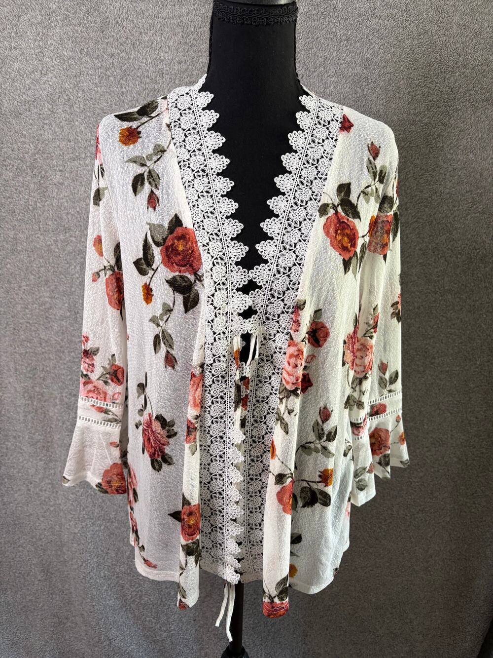 Ember Rose Floral Lace Kimono Cardigan M Boho Sheer